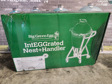 Load image into Gallery viewer, Medium IntEGGrated Nest+Handler (Damaged Box)